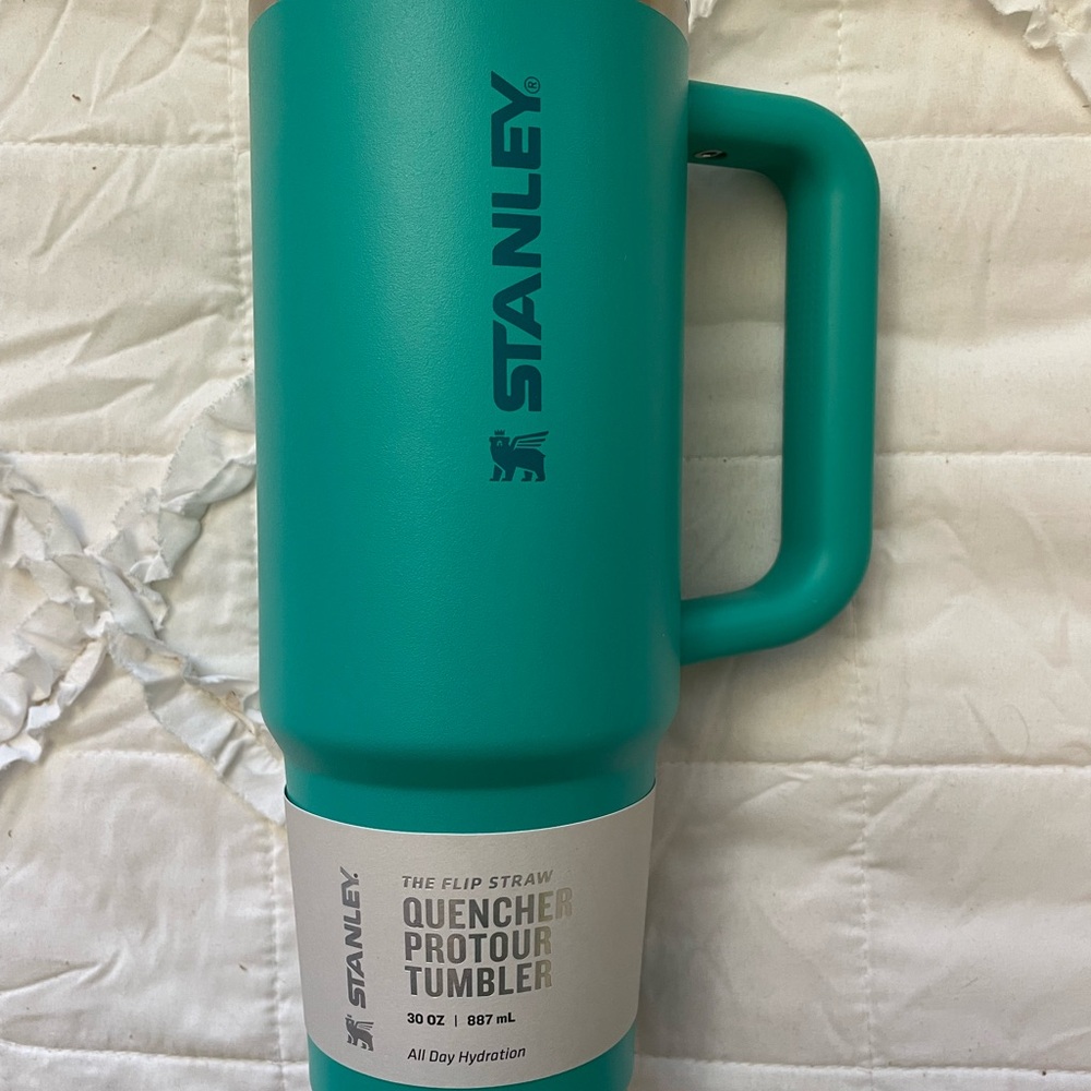 Brand New Stanley x Target 30 oz Gumdrop Green ProTour